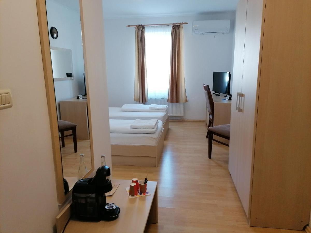 Casa La Fayette Hotel 3*